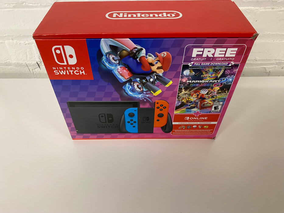 Nintendo Switch - Mario Kart 8 Deluxe Bundle