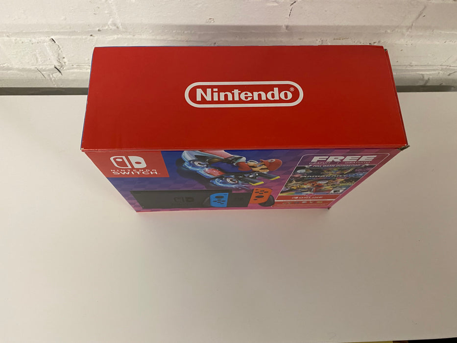 Nintendo Switch - Mario Kart 8 Deluxe Bundle